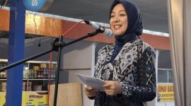 dr. Eva Riani Aminuddin, saat menyampaikan apresiasi tinggi kepada seluruh peserta dan pelaksana kegiatan