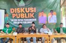 Ketua Ansor Kota Probolinggo, Salamul Huda saat acara diskusi.