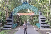 Pintu masuk hutan Alas Purwo banyuwangi jawa timur