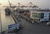 Foto Ilustrasi Aktivitas di Dermaga Pelabuhan Probolinggo