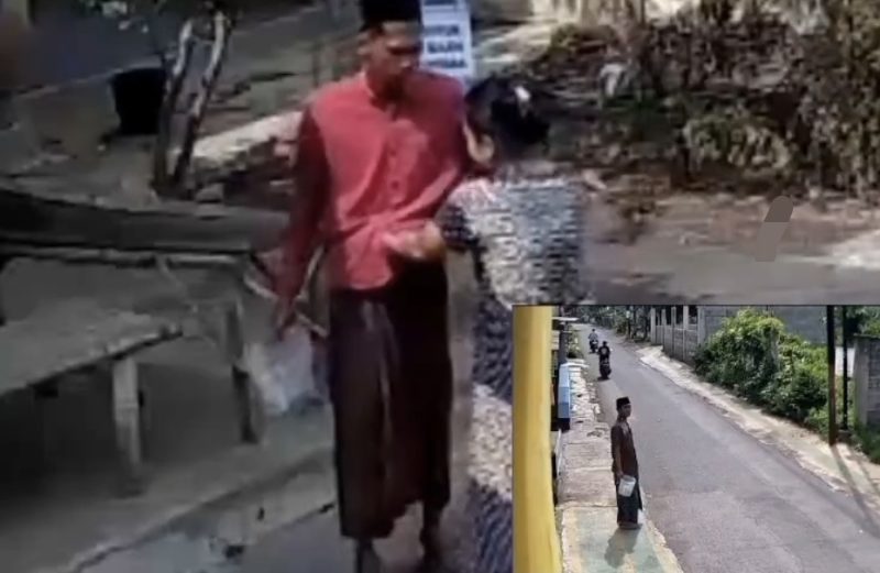 Emak - emak di Probolinggo saat mengambil CD yang sempat dicuri.