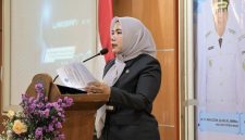 Plt Kepala Diskominfo, Lucia Aries Yuliyanti saat peluncuran Prolink Sakti.