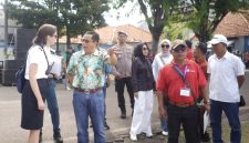 Walikota Probolinggo saat menyambut wisatawan mancanegara